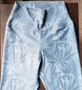 Ptula Desaree Swift ll in Caribbean Current size L